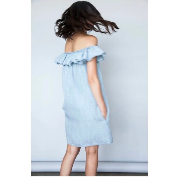 Kimes Ranch Off The Shoulder Chambray Vagabond Dress with Pockets - Picture 5 of 10